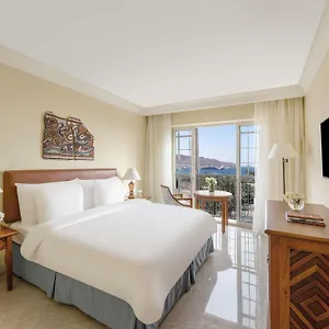 Resort Moevenpick & Residences